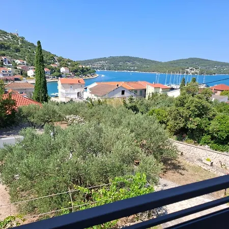 By The Sea - Murter - 17716 * Tisno