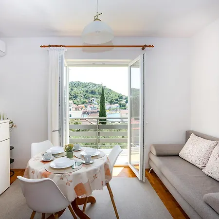 Appartement By The Sea Tisno, Murter - 17716 Tisno