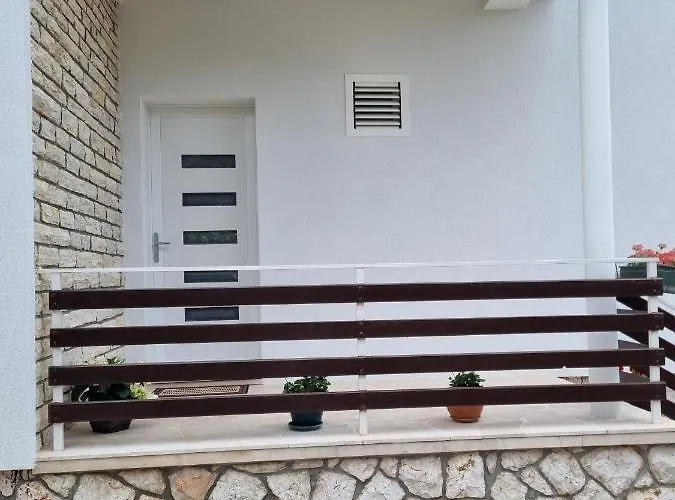 Apartman By The Sea Tisno, Murter - 17716 Tisno